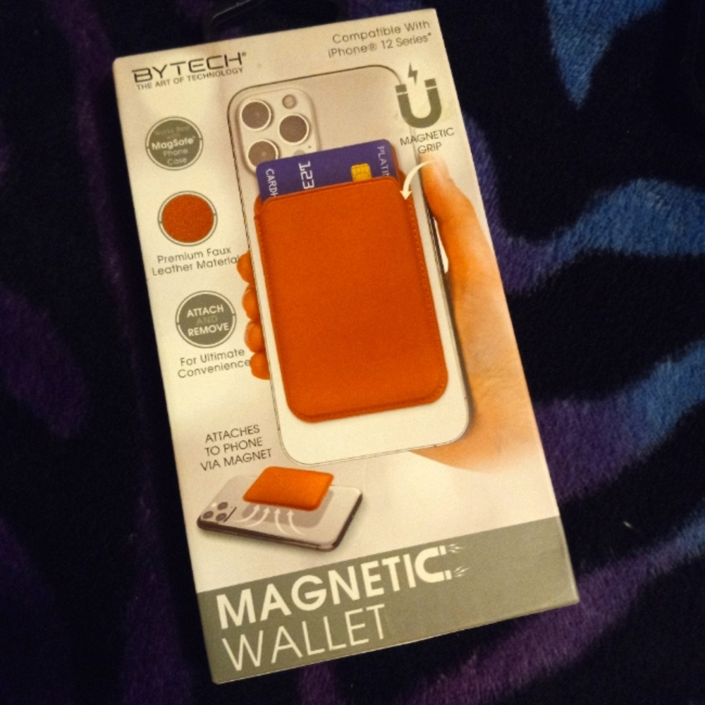 🤑NIB "BytechThe Art of Technology" Magnetic Wallet for IPhone 12 Series